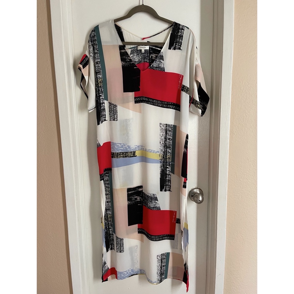 Flowy Aritzia Printed Silky Midi Dress